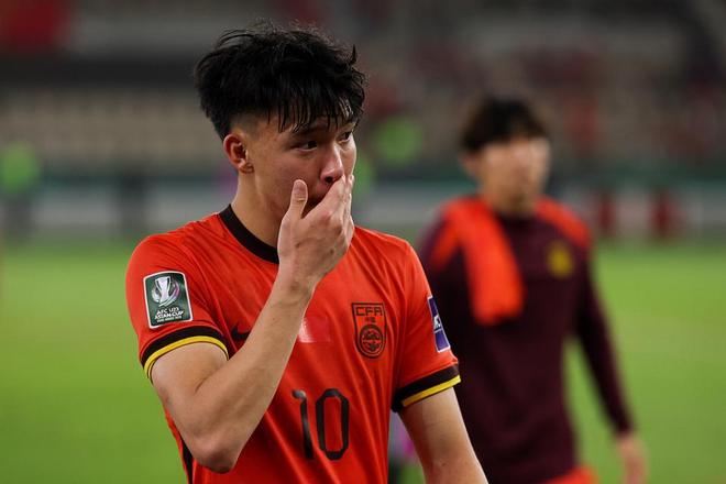 19岁国足新星王钰栋谈留洋：留洋非易事 只有遇