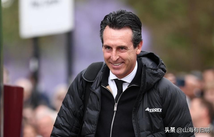 3-0半场领先，九连胜刷新英格兰纪录，埃梅里旗